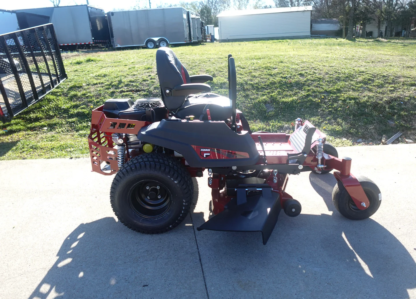 Ferris 5902101 48" 500S Zero Turn Mower 25HP Briggs - Image 2