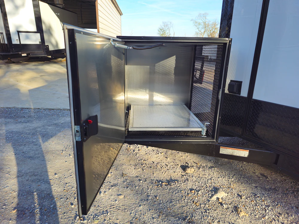 7' X 12' Custom Restroom / Bathroom Trailer - Image 4