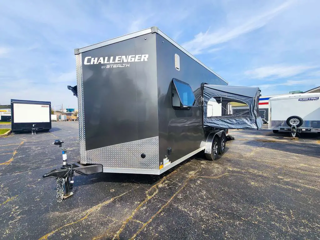 7’x16′ Stealth Challenger Toy Hauler