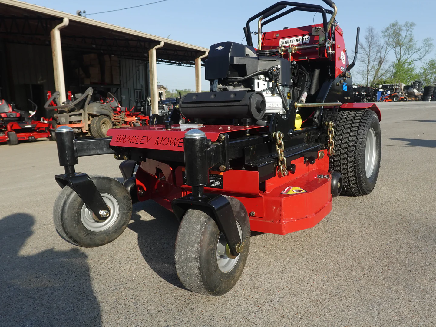 Bradley 36SC-CT25 36" Stand On Zero Turn Mower 25HP Briggs - Image 3