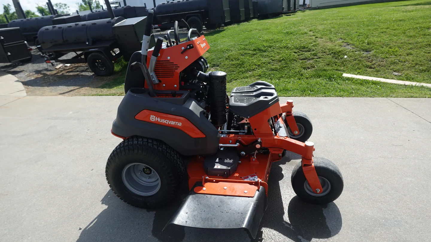 Demo Husqvarna V554 Stand-On Mower 54" 24.5 HP KAW 8.5HRS +Bonus 522L Trimmer - Image 4