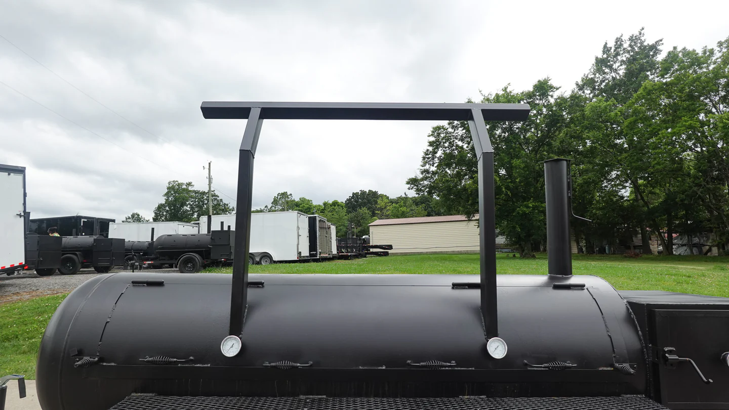 330 GAL Smoker Single Door With CounterWeight with Double Racks - Image 3