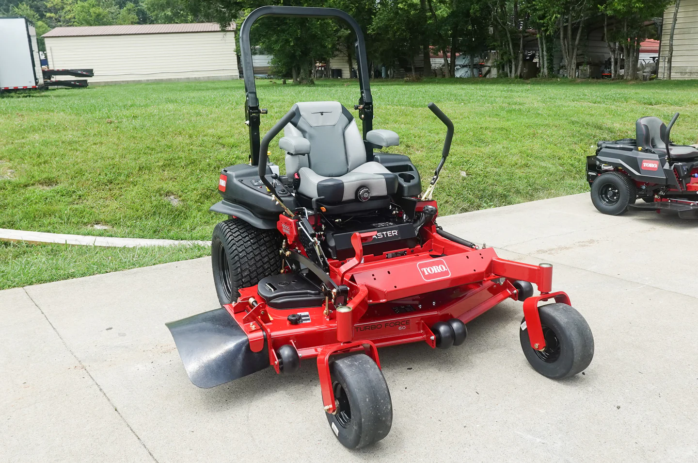 Toro 72981 60" 6000 Z Master Zero Turn Mower 37HP Vanguard EFI Oil Guard ETC