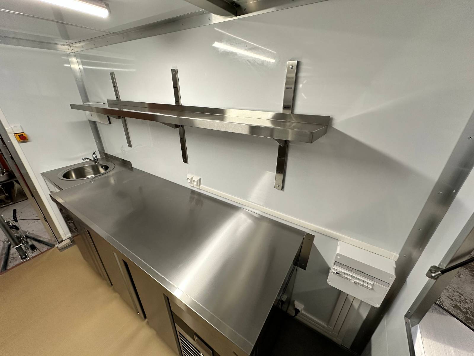 Craft Design 2025 Food Vending Mobile Trailer - Image 2