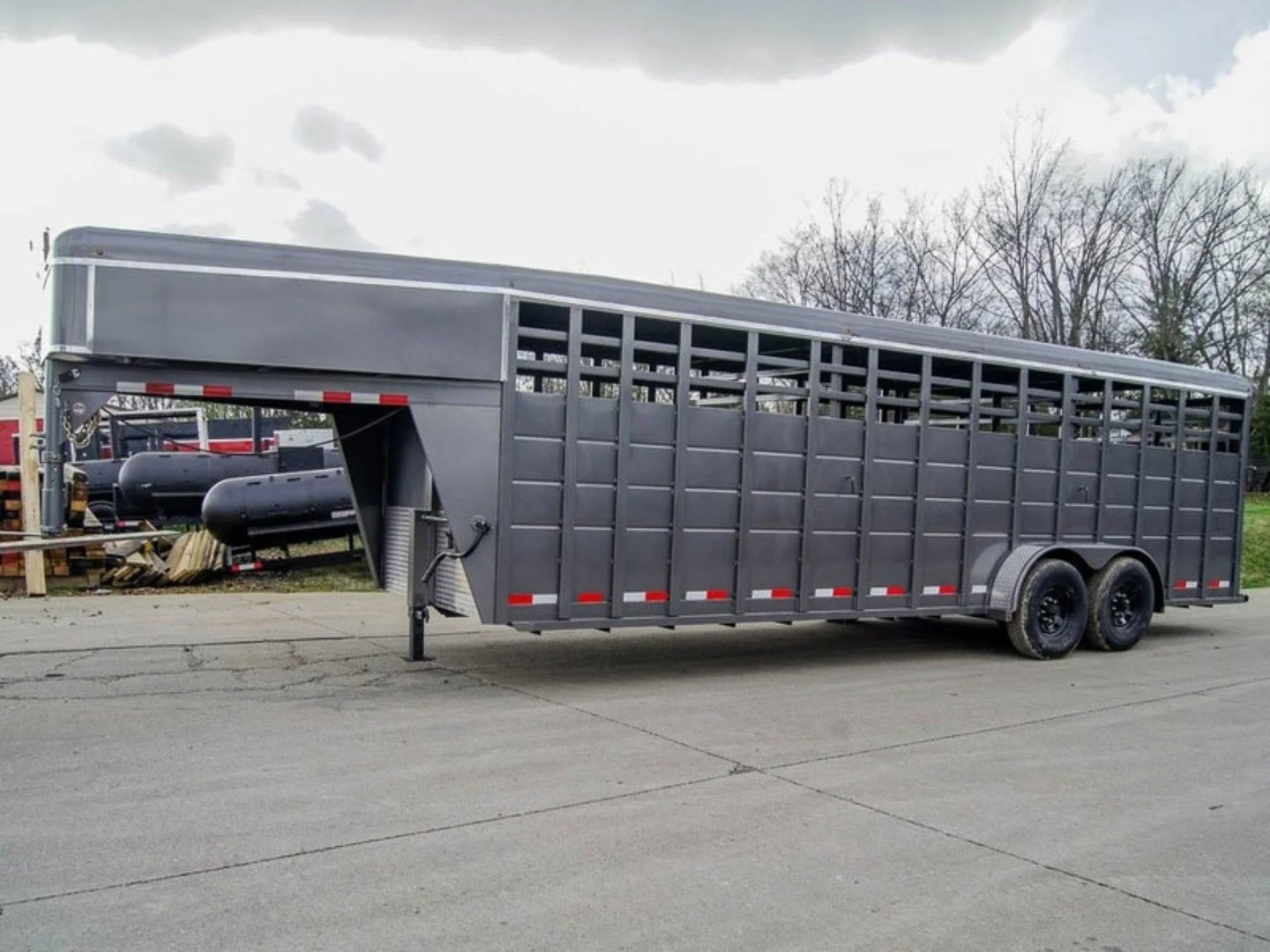 24ft Charcoal Gooseneck Livestock Trailer (2) 7K Axles - Image 3